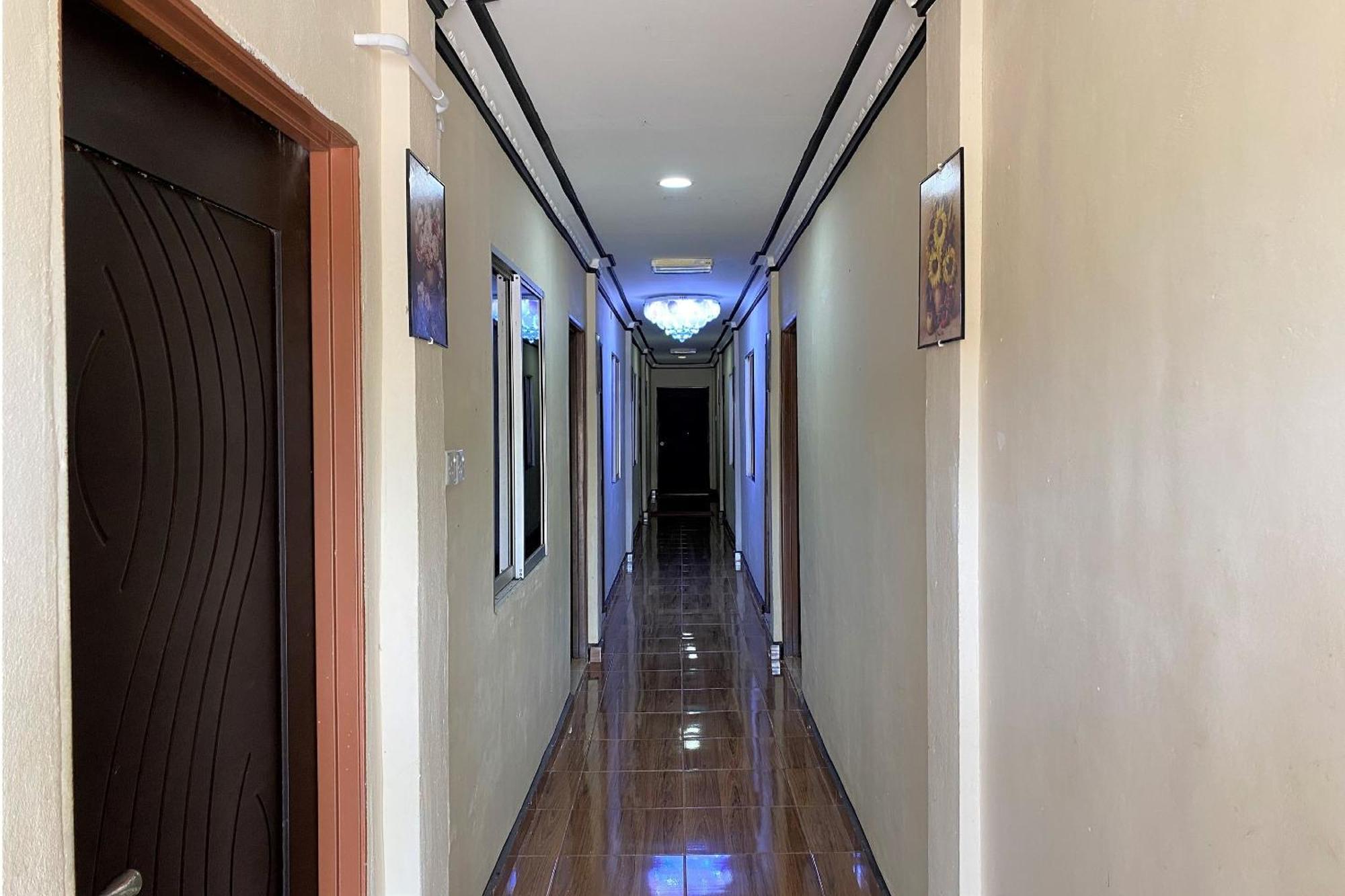 Oyo 90205 Bayu Sintok Motel Changlun Exteriör bild