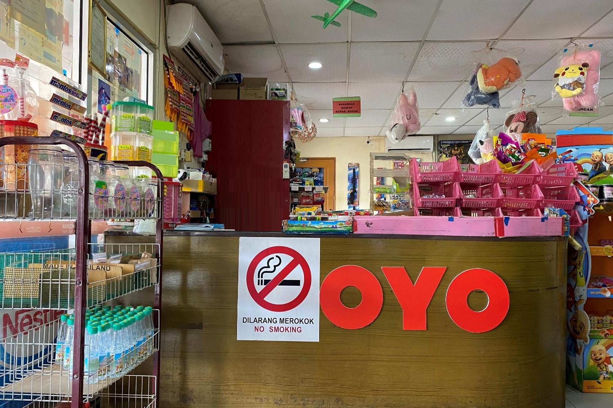 Oyo 90205 Bayu Sintok Motel Changlun Exteriör bild