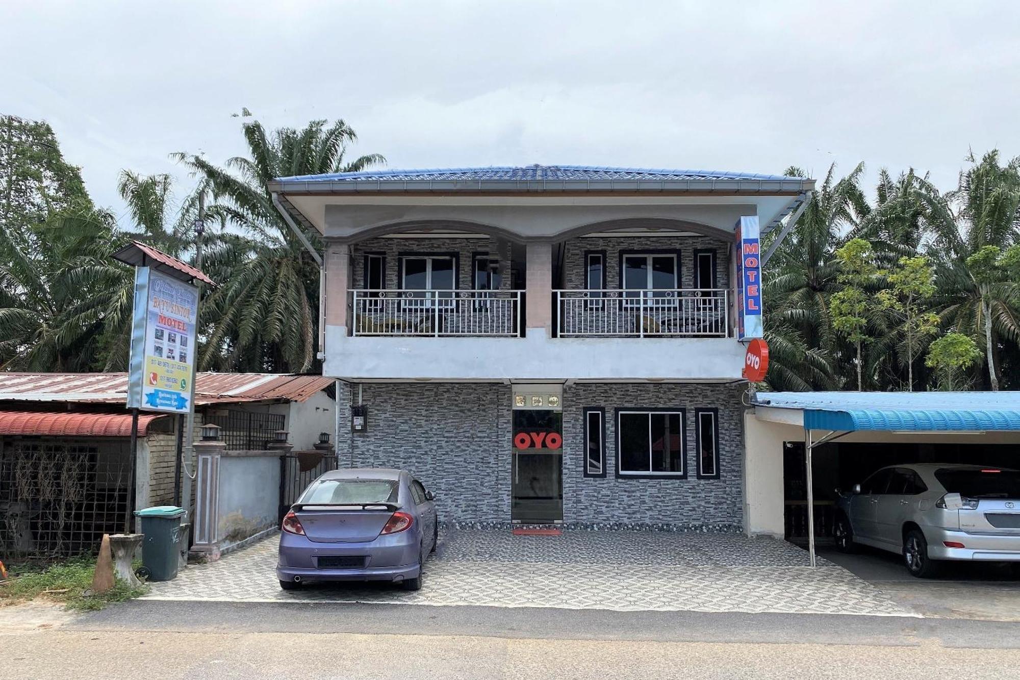 Oyo 90205 Bayu Sintok Motel Changlun Exteriör bild